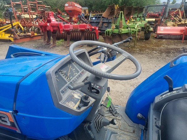 Chris Atkin & Son Ltd - Iseki GEAS 23